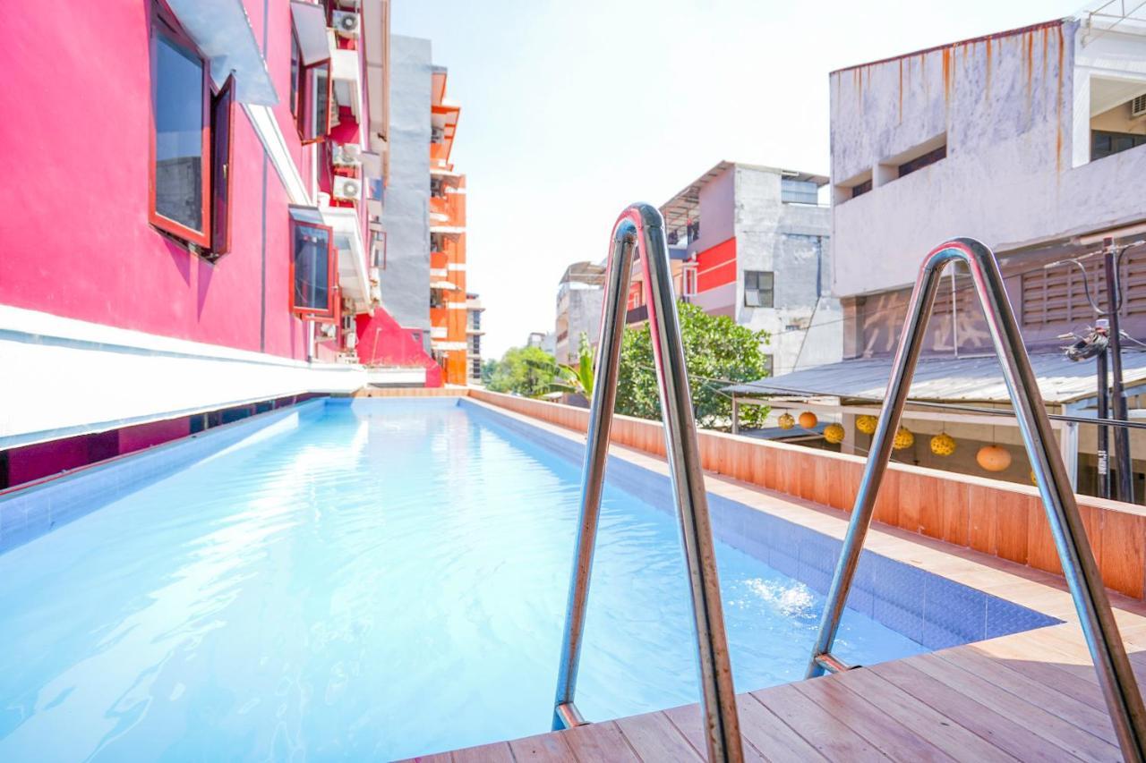 Collection O 1112 Comfitel Siwalankerto Aa4 Hotel Surabaya Ngoại thất bức ảnh
