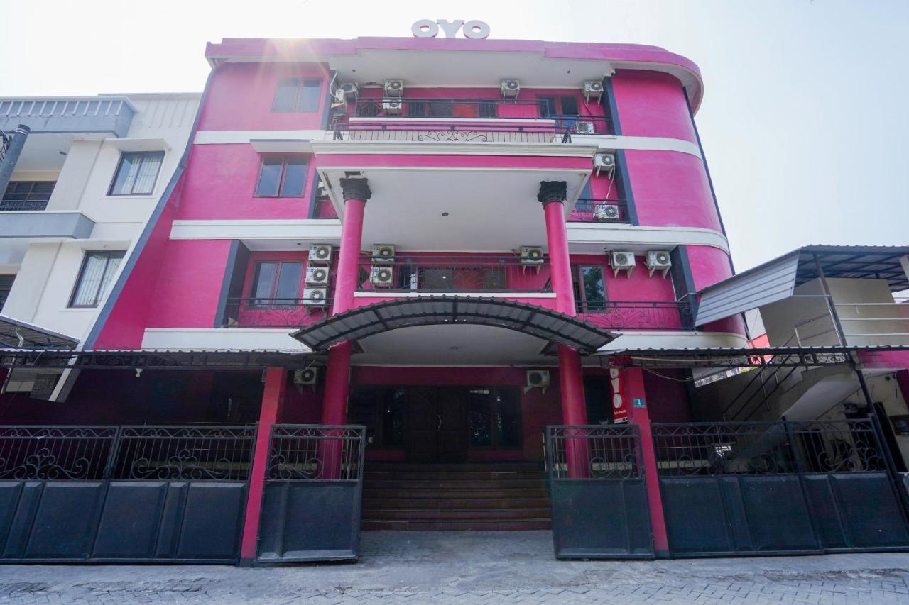 Collection O 1112 Comfitel Siwalankerto Aa4 Hotel Surabaya Ngoại thất bức ảnh