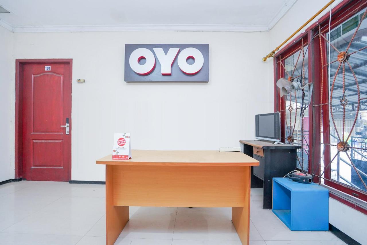 Collection O 1112 Comfitel Siwalankerto Aa4 Hotel Surabaya Ngoại thất bức ảnh