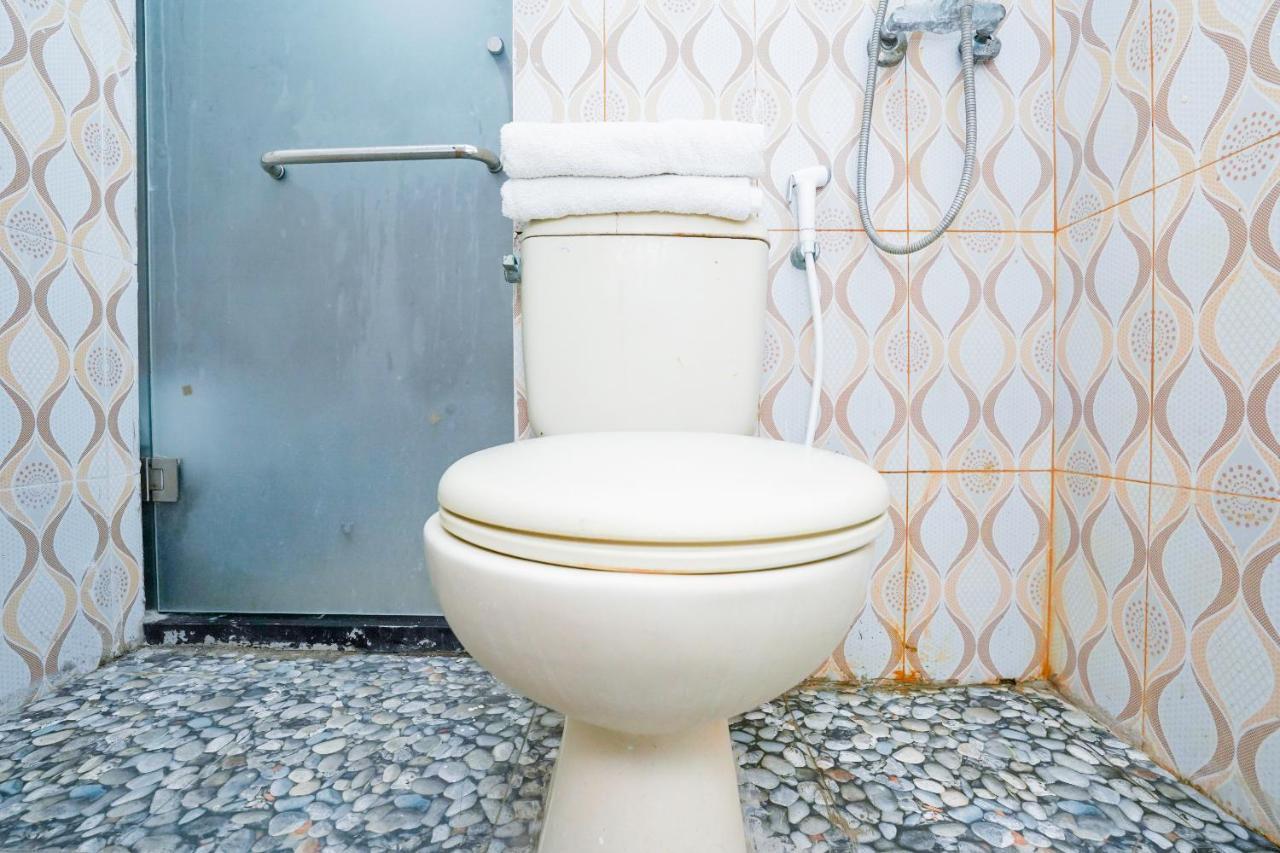 Collection O 1112 Comfitel Siwalankerto Aa4 Hotel Surabaya Ngoại thất bức ảnh