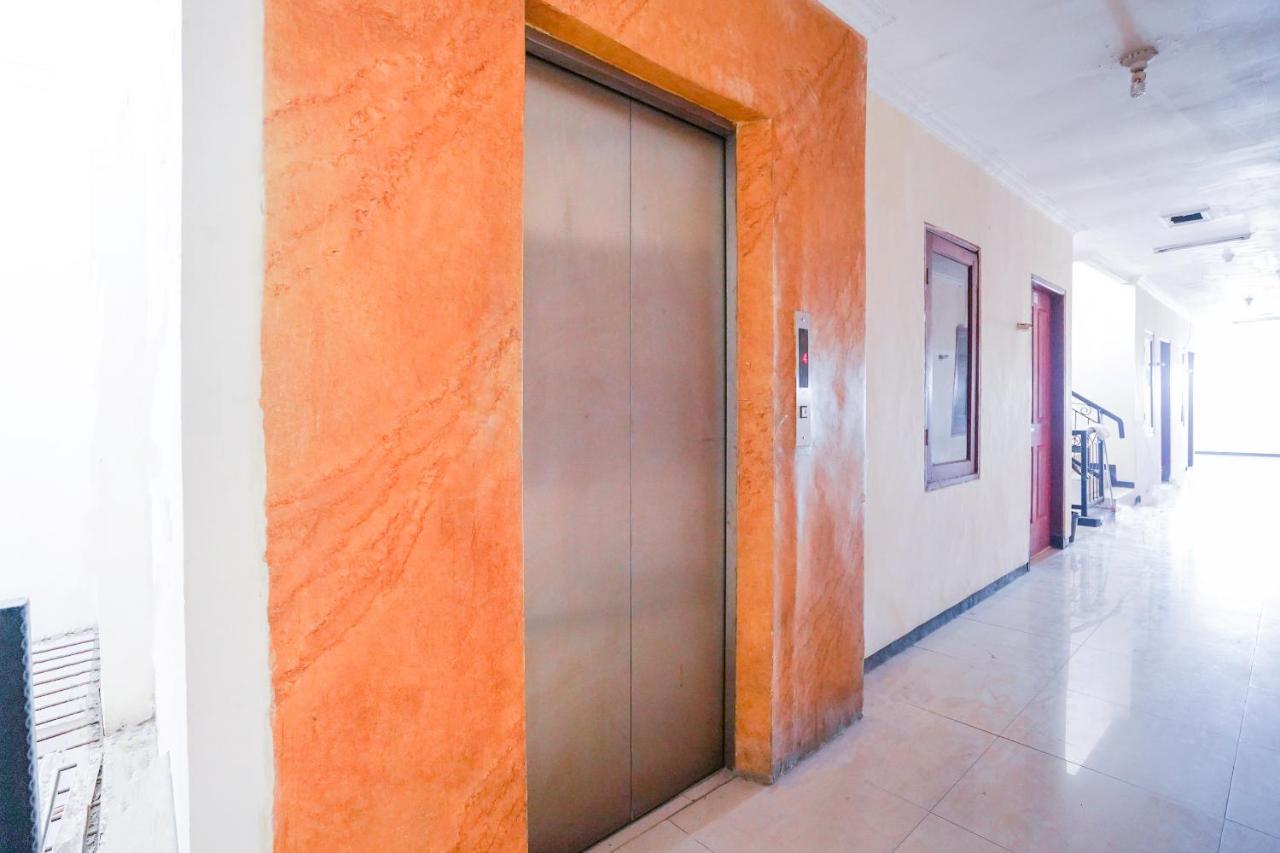 Collection O 1112 Comfitel Siwalankerto Aa4 Hotel Surabaya Ngoại thất bức ảnh