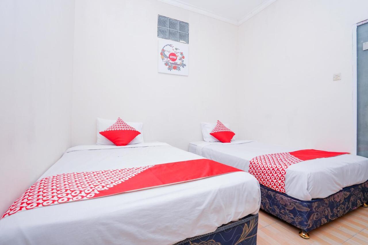 Collection O 1112 Comfitel Siwalankerto Aa4 Hotel Surabaya Ngoại thất bức ảnh