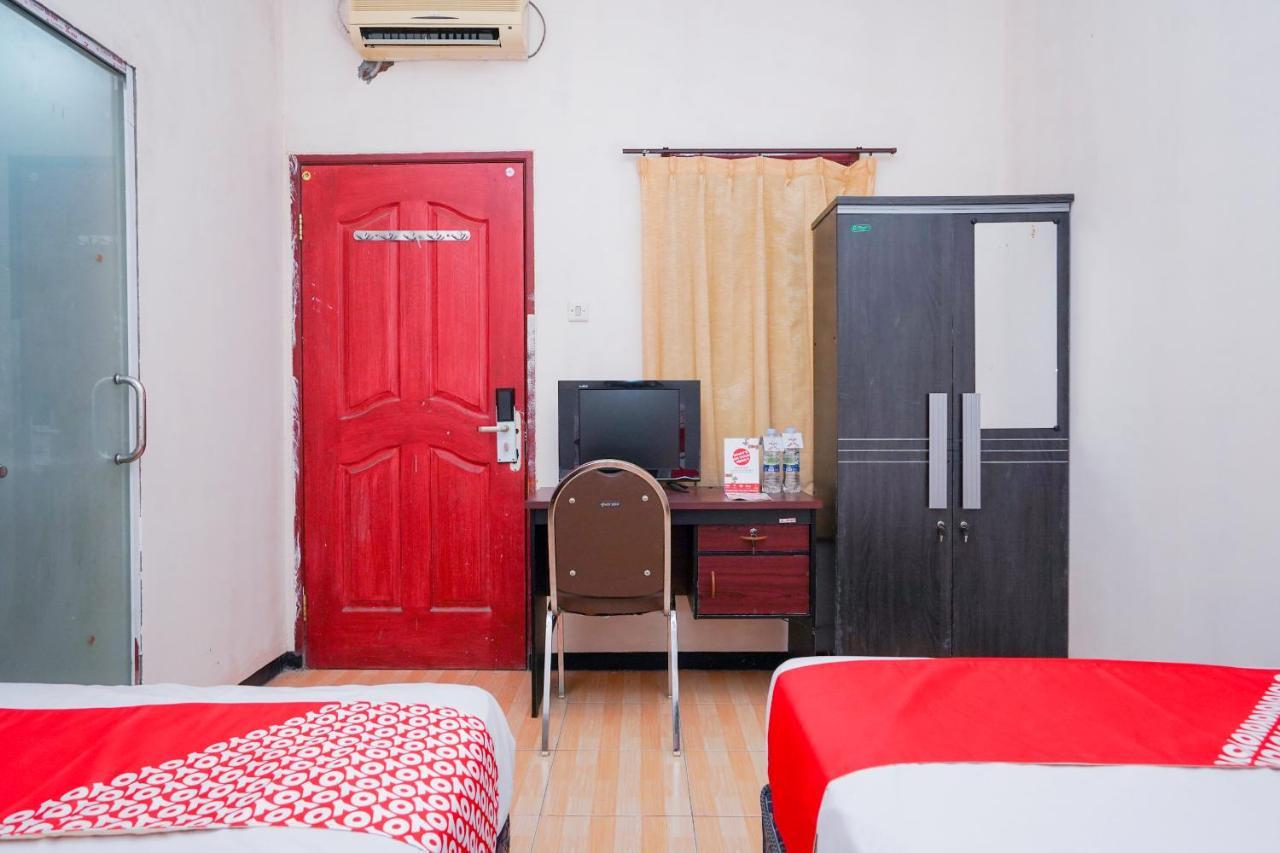 Collection O 1112 Comfitel Siwalankerto Aa4 Hotel Surabaya Ngoại thất bức ảnh