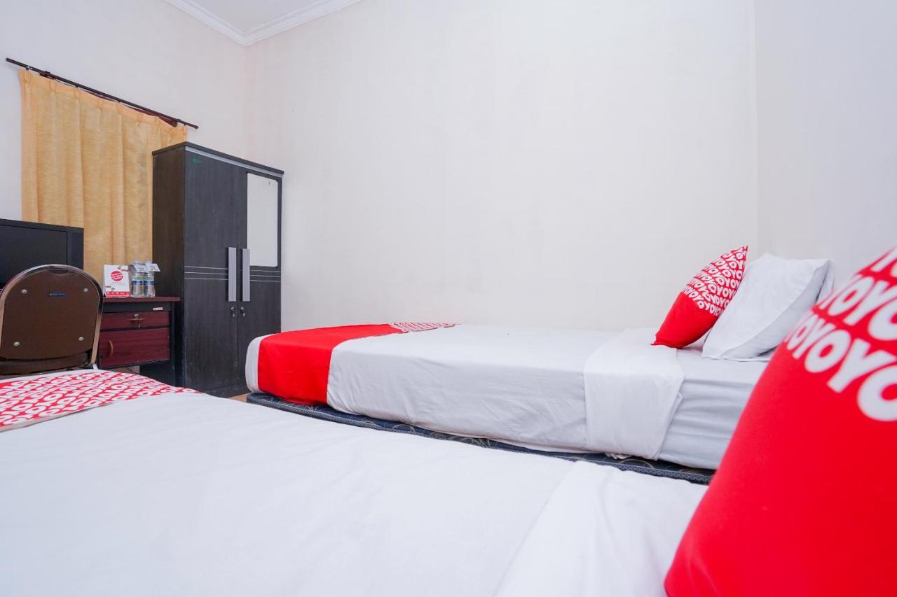 Collection O 1112 Comfitel Siwalankerto Aa4 Hotel Surabaya Ngoại thất bức ảnh